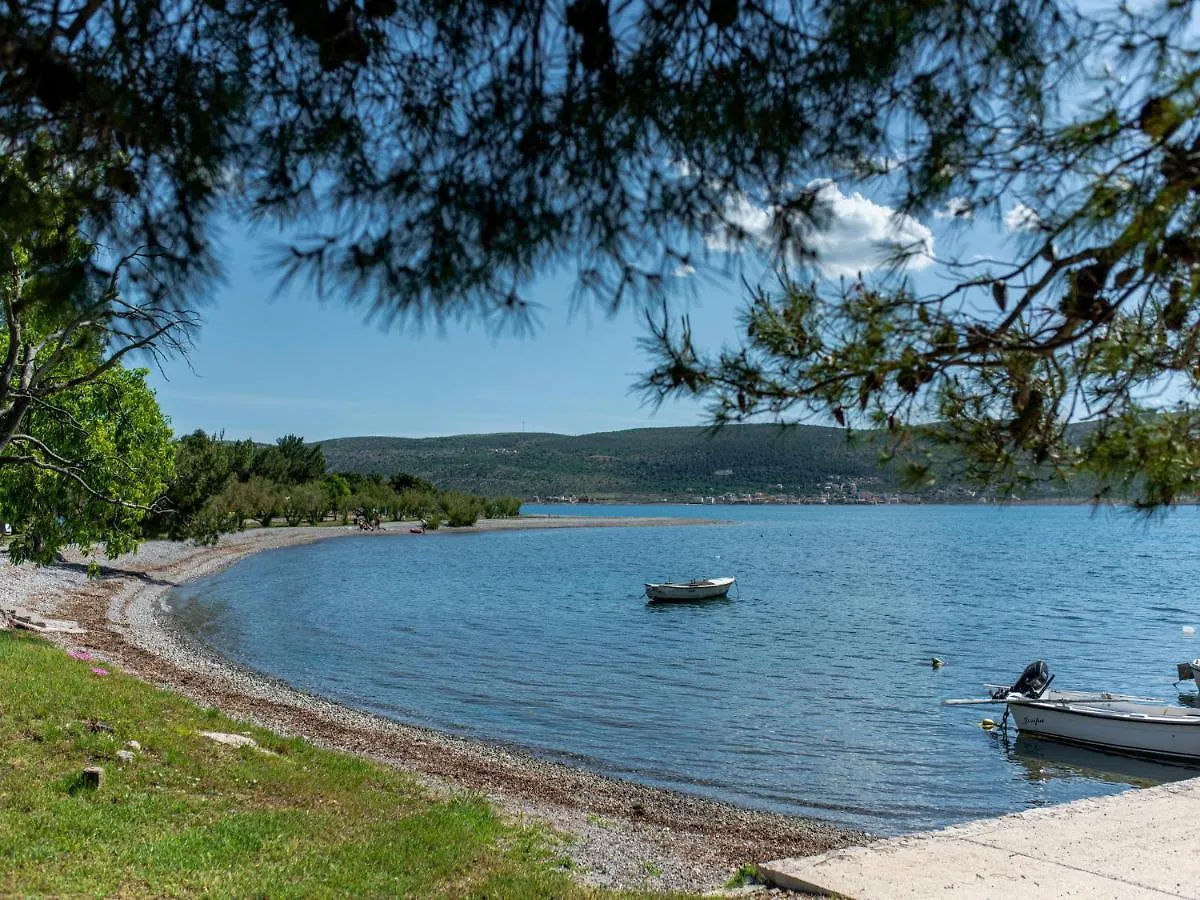 Studio Apartments Matos Seline