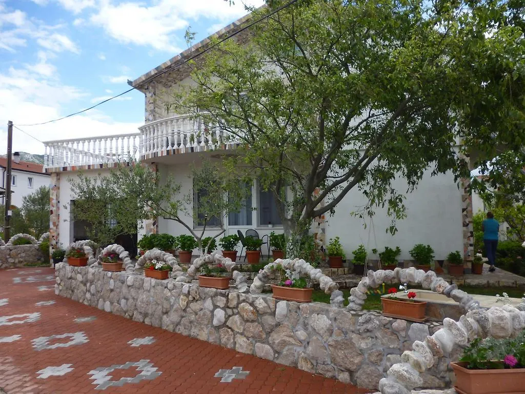 Studio Apartments Matos Seline