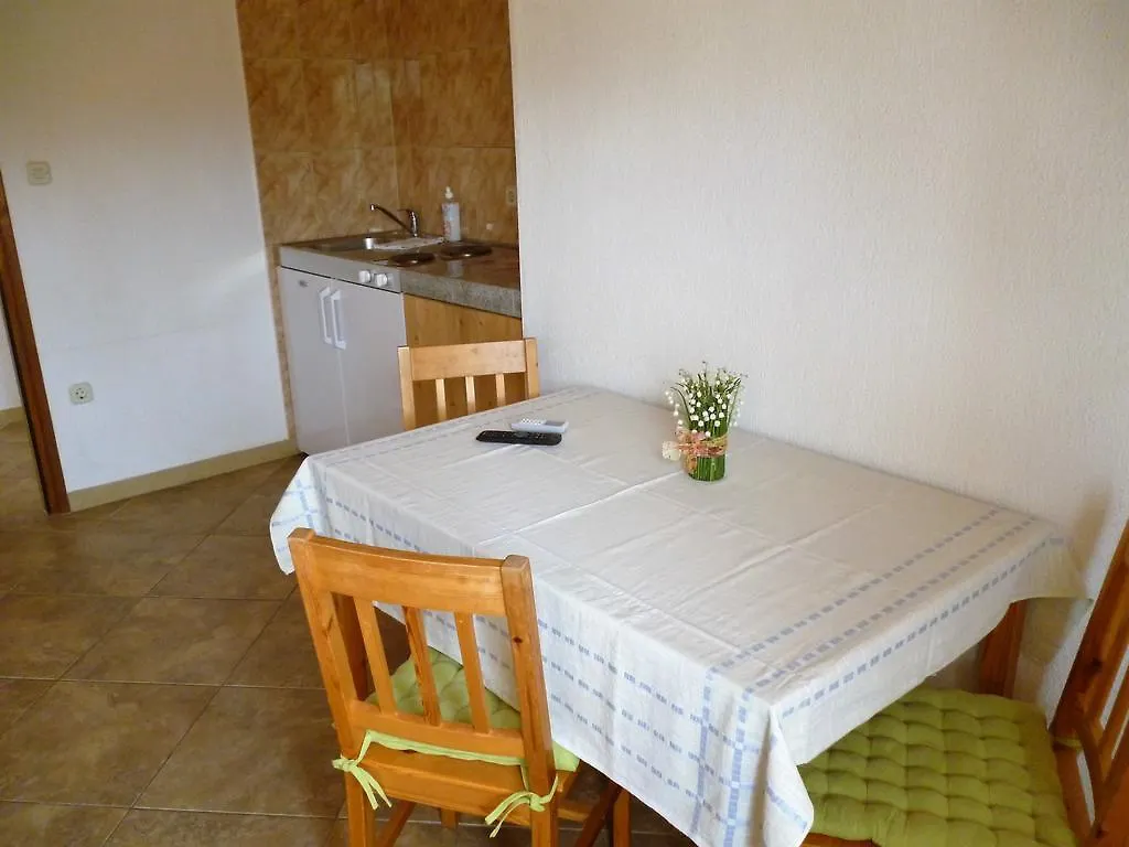 Studio Apartments Matos Seline