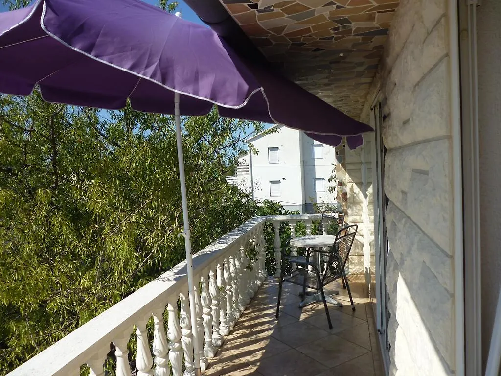 Studio Apartments Matos Seline